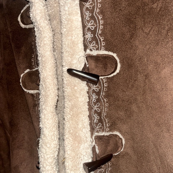 Women's Brown Shearling Jacket - Picture 4 of 5